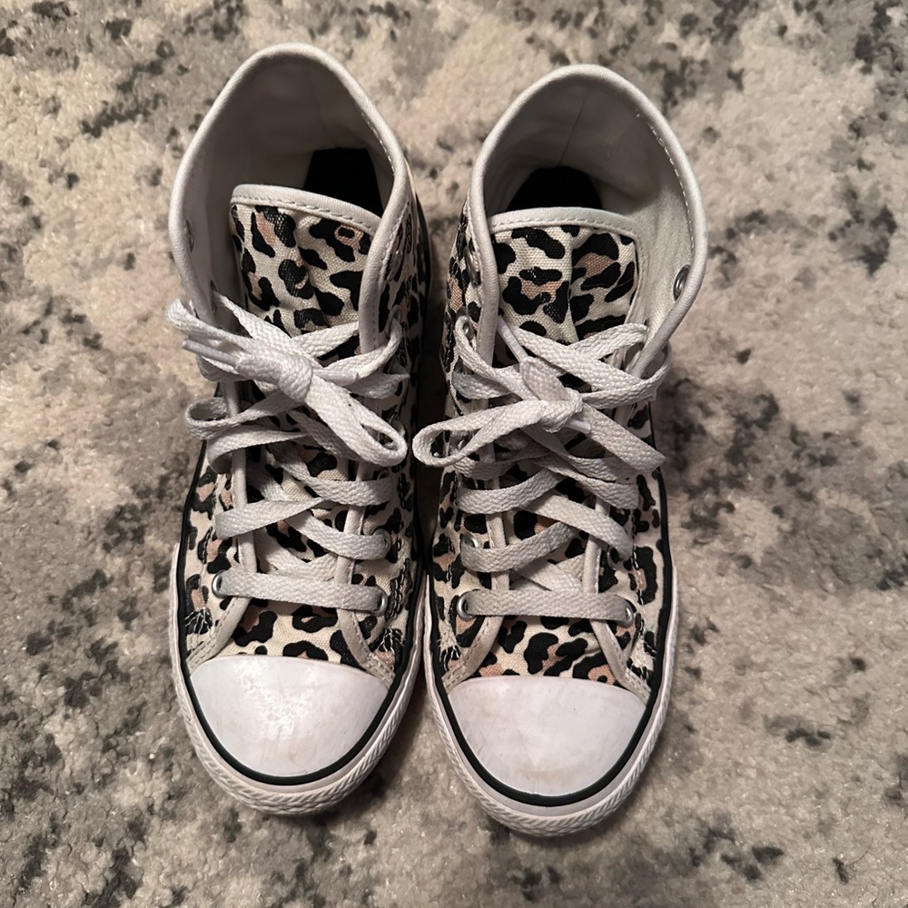 Cheetah Converse